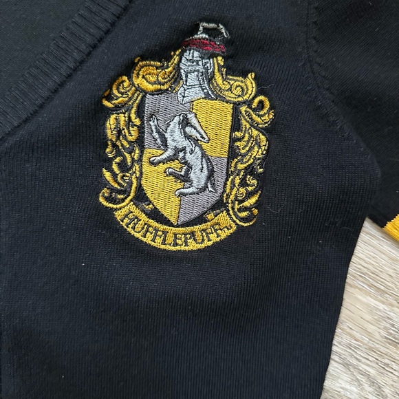 Harry Potter Hufflepuff Cardigan Sweater XS - Picture 3 of 5
